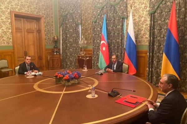 XİN rəhbərlərinin 5 saatlıq görüşü sona çatdı